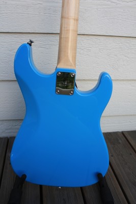 G&L Legacy baby blue08.jpg