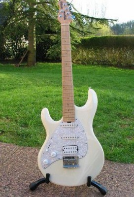 Musicman silhouette special.jpg