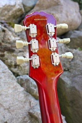 Epiphone_SG_micros_Gibson_6.jpg