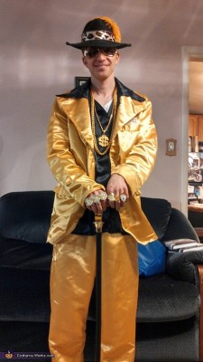 gold_suit.jpg