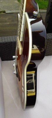 Crafter P90 coté.jpg